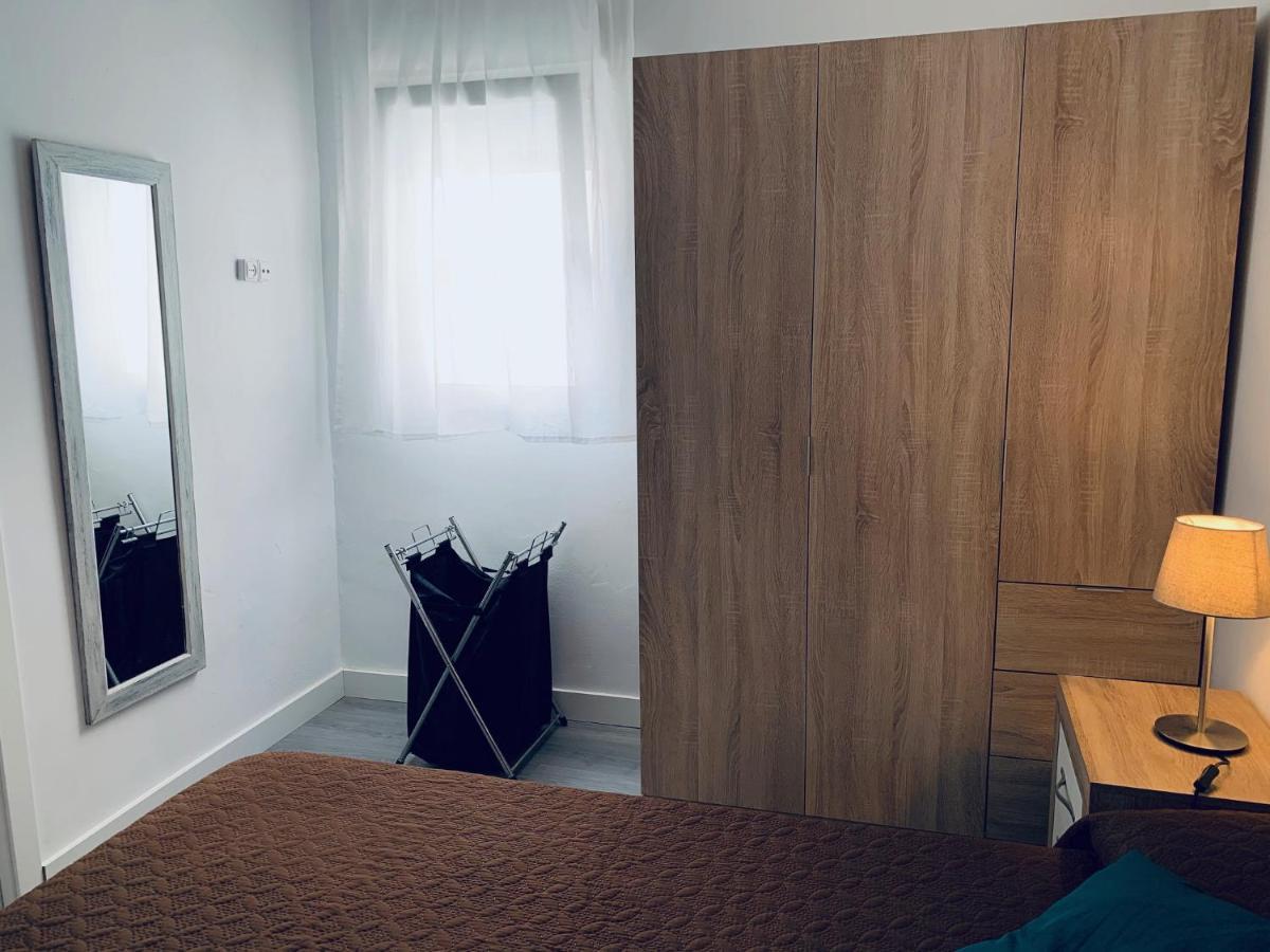 Apartamento Con Terraza Y Parking Privado Apartment Паламос Екстериор снимка